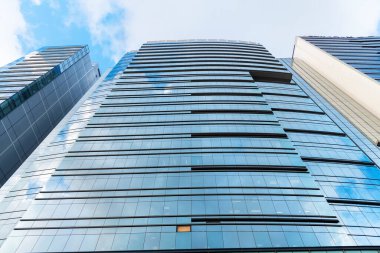 Modern mimarinin dış görünüşü. Soyut arkaplan oluşturuluyor