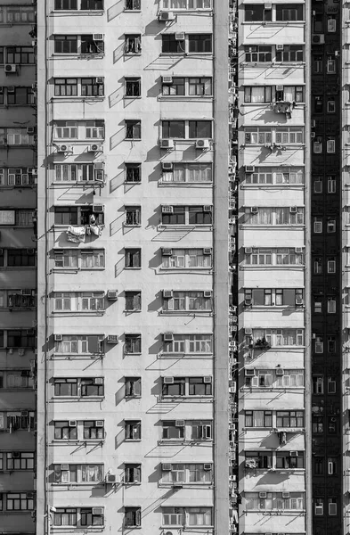 香港市内の古い高層住宅の外観 — ストック写真