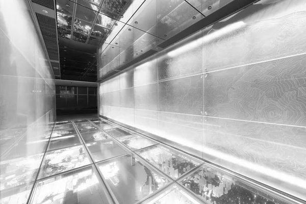 Wnętrze Futurystycznego Chodnika Nowoczesnej Architekturze — Zdjęcie stockowe