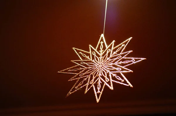 Dekoracyjne Golden Star Dekoracji Wnętrz Nowy Rok Śnieżynka — Zdjęcie stockowe