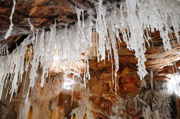 Solná Jeskyně Starý Důl Bílou Přírodní Krápníky — Stock fotografie