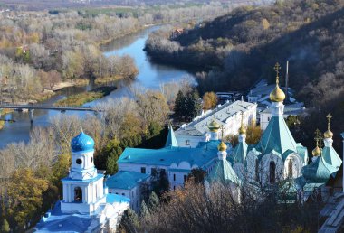 Kutsal Dormition Saint Lavra