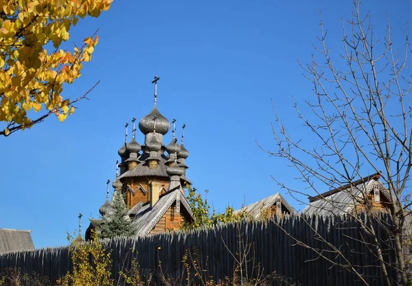 Kutsal Dormition Saint Lavra