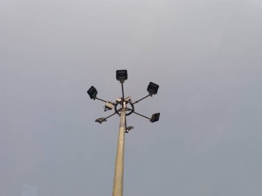 Sokak metal lamba sonrası