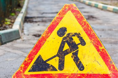 Dikkat, yol çalışmaları sürüyor