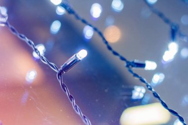 Noel ışıkları ile arka plan bulanık