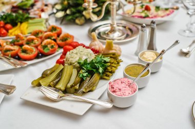 Gıda ile festival tablo, Aile yemeği restoranda