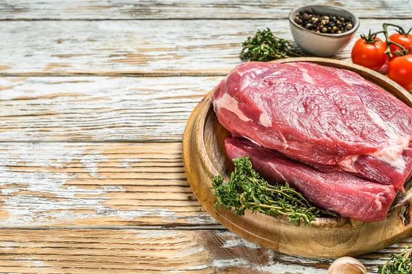 Raw Beef Cut Wooden Board White Background Top View Copy — Stock Photo, Image