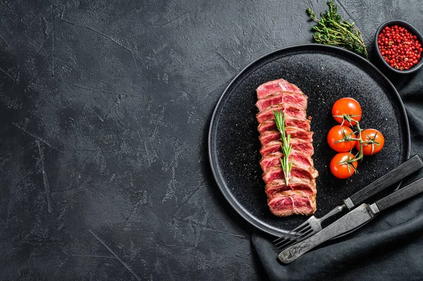 Tranché Steak Lame Supérieure Grillée Sur Une Assiette Viande Bœuf — Photo
