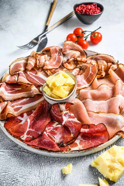 Conjunto Carne Italiana Curada Frío Jamón Jamón Panceta Tocino Fondo — Foto de Stock