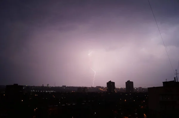 Lightning Flashes Night City Discharge Electricity Night Sky — Stock Photo, Image