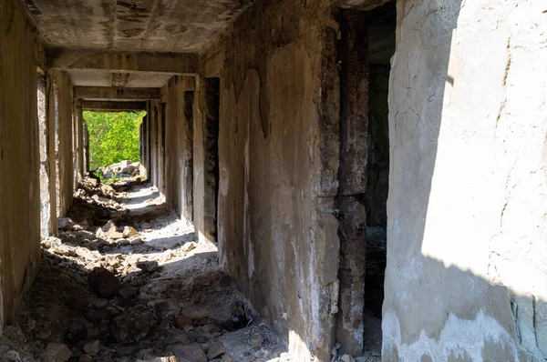 Edificio Ruinas Antiguas Estructuras Hormigón Armado Ruina Las Consecuencias Guerra — Foto de Stock