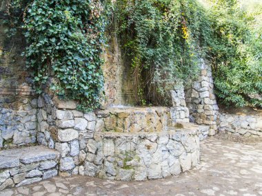 Barcelona'da taş çeşme