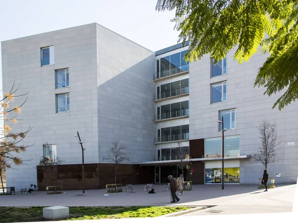 Barcelona, İspanya'da bina kamu