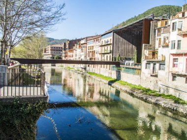 Katalonya, İspanya'da Ripoll'den geçen Ter Nehri