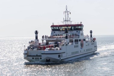 H gelen kardeş gemi Sier görüldüğü gibi Oerd feribot bir görünüm