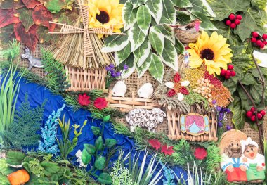 Kendi kendine yapılmış oyuncaklar, anahtarlık bir iplik asmak