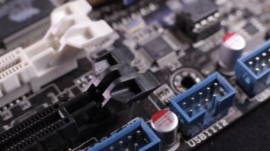 Usb, Lan, ses konektörleri, makro görünüm, kaydırıcı çekim ile bir arka anakart paneli yakın çekim