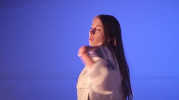 Νεαρή Όμορφη Κοπέλα Χορεύει Twerk Hip Hop Αίθουσα Χορού Street — Αρχείο Βίντεο