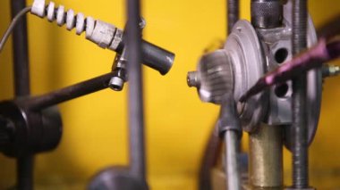 arabalar ve özel ekipmanlar için türbinlerin onarımı, yakın çekim
