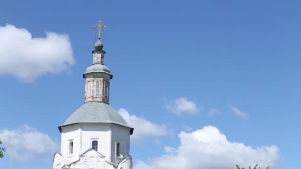 Église Orthodoxe Sur Ciel Nuages Mouvants Fond Timelapse — Video