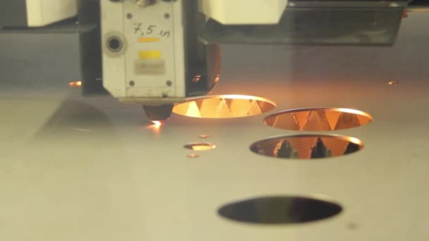 Laserskärning Metall Industriell Produktion — Stockvideo