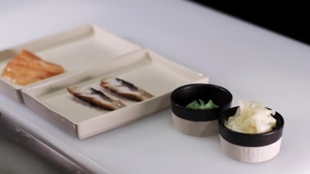 Příprava Výrobu Japonských Sushi Rolí Detailní Záběr Třída Vaření Sushi — Stock video