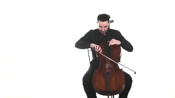 Mästerlig Musiker Svart Skjorta Utför Vacker Långsam Melodi Klassisk Cello — Stockvideo