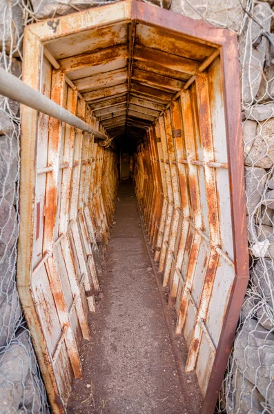 Mirando Por Búnker Las Fortificaciones Tel Saki Lugar Una Batalla — Foto de Stock