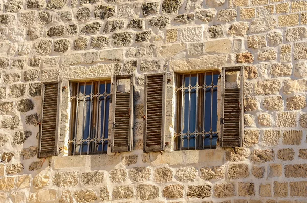 Παράθυρα Παντζούρια Στην Παλιά Πόλη Της Ιερουσαλήμ Ισραήλ — Φωτογραφία Αρχείου