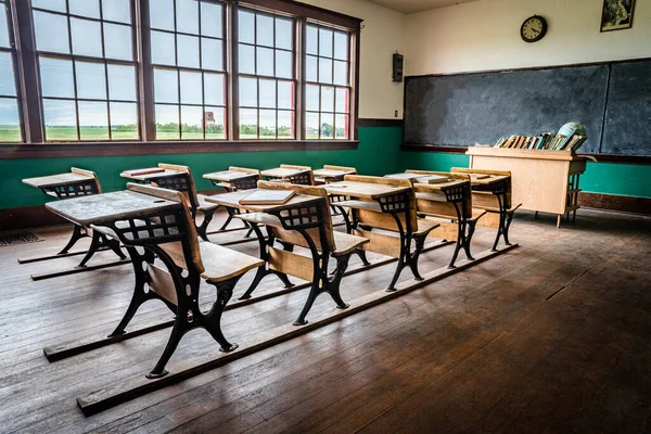 Leader Canada June 2020 Interior Old Rural One Room Schoolhouse — Stock Photo, Image