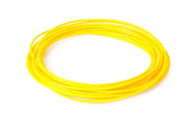 Sarı iplik 3d yazıcısı beyaz arkaplanda izole edildi