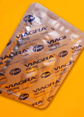PACKET OF 100MG VIAGRA TABLETS clipart