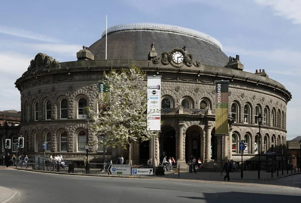 Corn Exchange alışveriş merkezi Leeds Yorkshire İngiltere'de