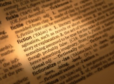 Word kurgu tanımını gösteren sözlük sayfası kapat