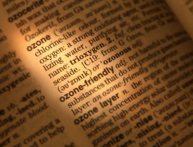 Sözlük sayfası tanımı kelime ozon dostu gösterilen kapat