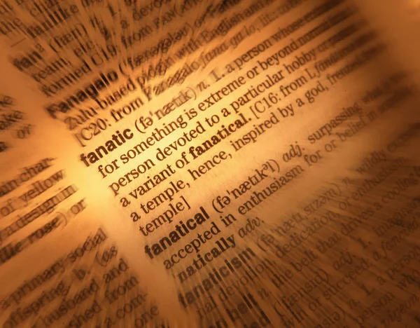 Close Dictionary Page Showing Definition Word Fanatic — Stock Photo, Image
