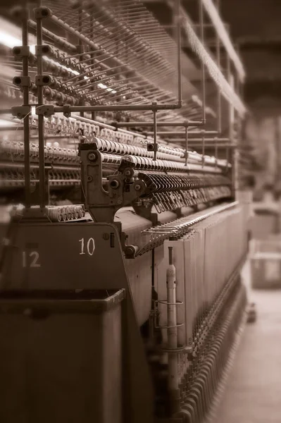 Gamla Maskiner Förfallna Textile Mill Yorkshire England — Stockfoto