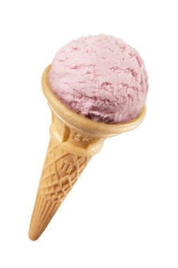 Çilekli dondurma koni beyaz arka plan üzerinde