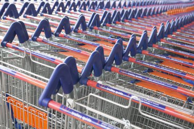 Süpermarket Arabaları Satırlar Park