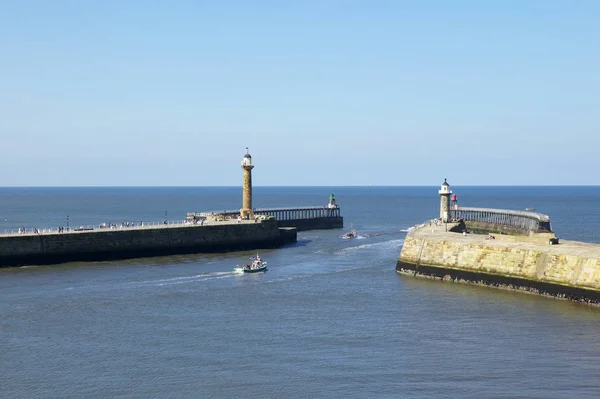 Harbour at Whitby Fishing Village Yorkshire England Stockbild