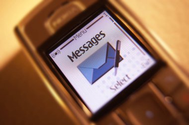 Cep Telefonu Ekranında Metin Mesajı Menüsü