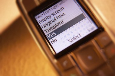 Cep Telefonu Ekranında Metin Mesajı Menüsü