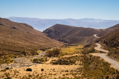 Kuzey Arjantin, Amaicha TAFI batısında yol