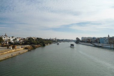 Sevilla şehir İspanya andalucia, ayrıntı görünümü Guadalquivir Nehri