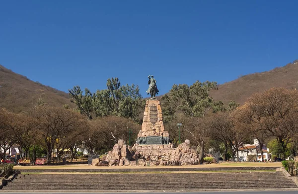 Памятник Мартину Мигелю Гемесу Военному Лидеру Каудильо Аргентине Северо Западе — стоковое фото