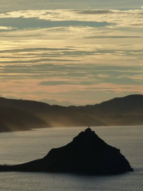 San juan de Gaztelugatxe gün batımı