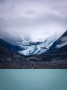 Lago Argentino, Argentina. Los Glaciares National Park, Glacier  clipart