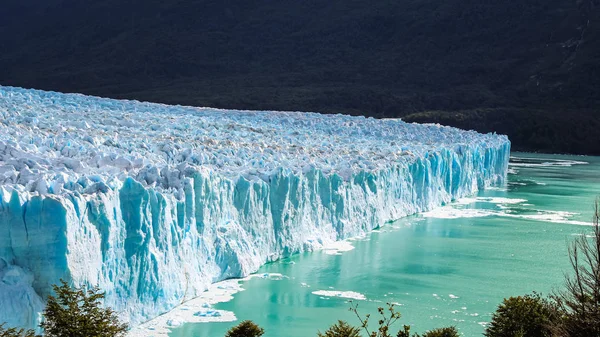 Fantastisk hög Visa av glaciären Perito Moreno nationalpark i — Stockfoto