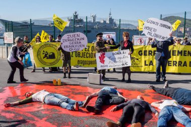 Bilbao, Ispanya-Mart/23/2019. İnsanlar o geliş protestosu